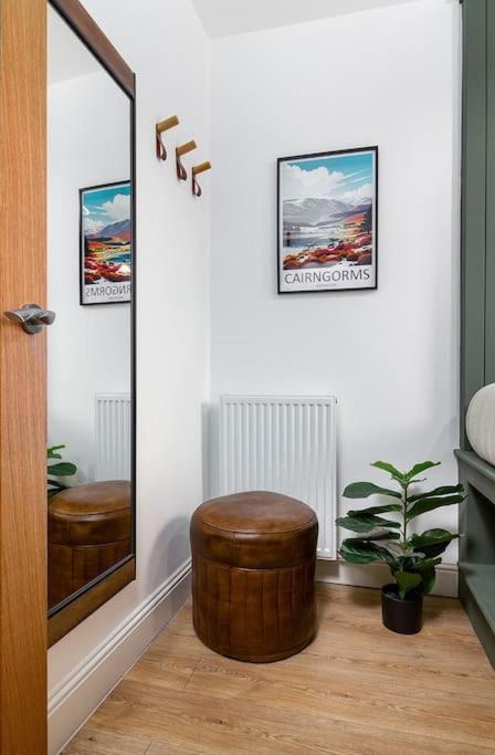 The Stylish 3-Bedroom Maisonette Retreat Στέρλινγκ Εξωτερικό φωτογραφία