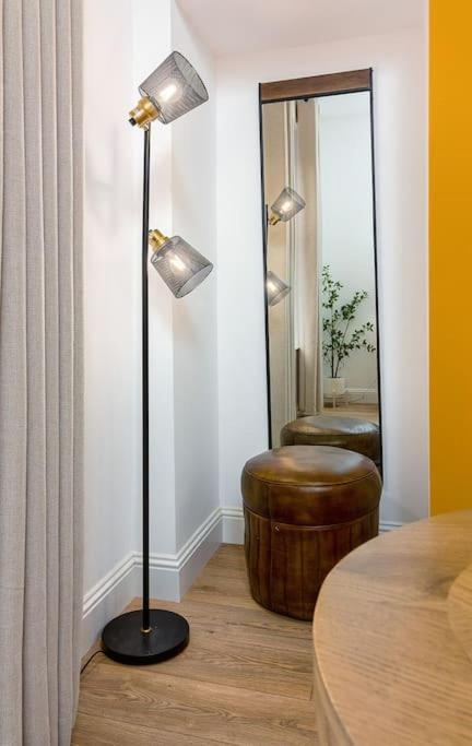 The Stylish 3-Bedroom Maisonette Retreat Στέρλινγκ Εξωτερικό φωτογραφία