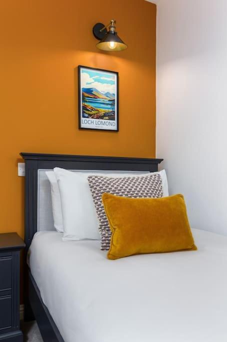 The Stylish 3-Bedroom Maisonette Retreat Στέρλινγκ Εξωτερικό φωτογραφία