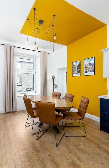 The Stylish 3-Bedroom Maisonette Retreat Στέρλινγκ Εξωτερικό φωτογραφία